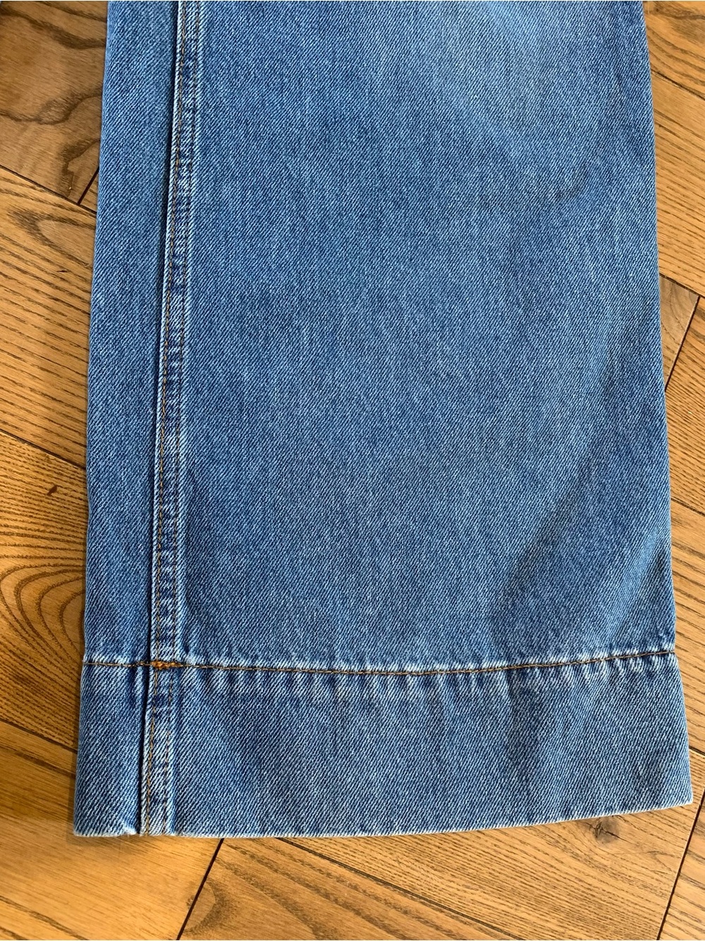 Simons Contemporaine Medium Blue High Rise Wide-Leg Denim Jeans - Picture 4 of 8